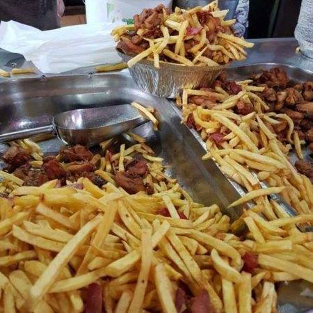 A batata frita do ADM Lanches: generosidade nas porções é a marca da pioneira e famosa batata de Marechal (Foto: Reprodução)