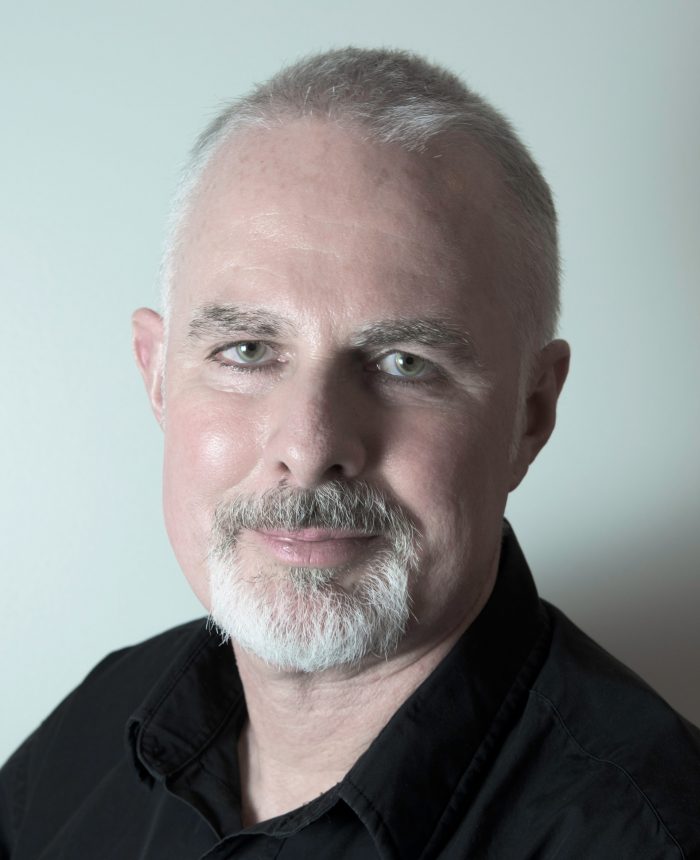 O psicólogo Steven Tayor, professor da Universidade da Colúmbia Britânica, no Canadá: psicologia pode ajudar a disseminar ou conter uma pandemia (Foto: Divulgação)