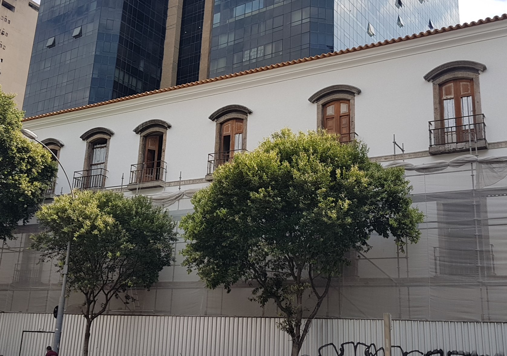 Lateral do Convento do Carmo na Sete de Setembro: reforma prevista para terminar no segundo semestre de 2021 (Foto: Oscar Valporto)