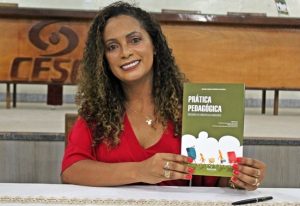 Professora Denise: primeira prefeita negra de São Gotardo. Foto de divulgação