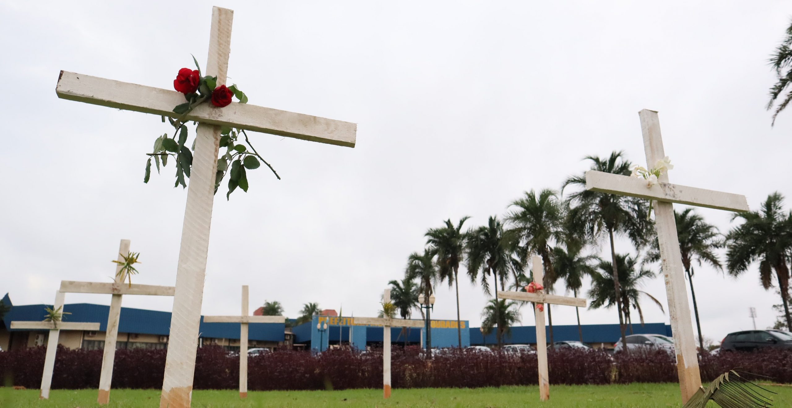 Protesto contra as mortes por covid-19 em Dourados, cidade do Mato Grosso do Sul com mais casos e vítimas fatais: preocupação também com reserva indígena (Foto: Prefeitura de Dourados)