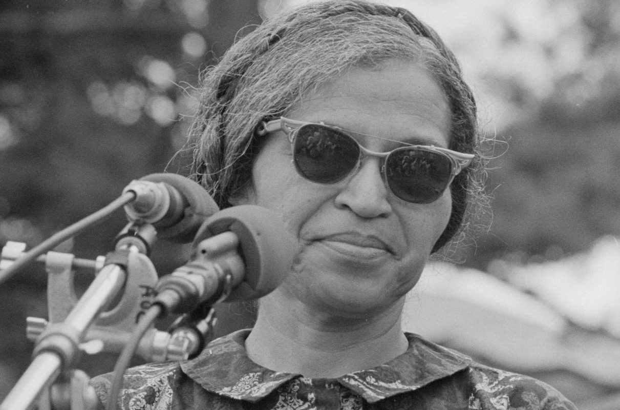 Retrato de Rosa Parks em 1968