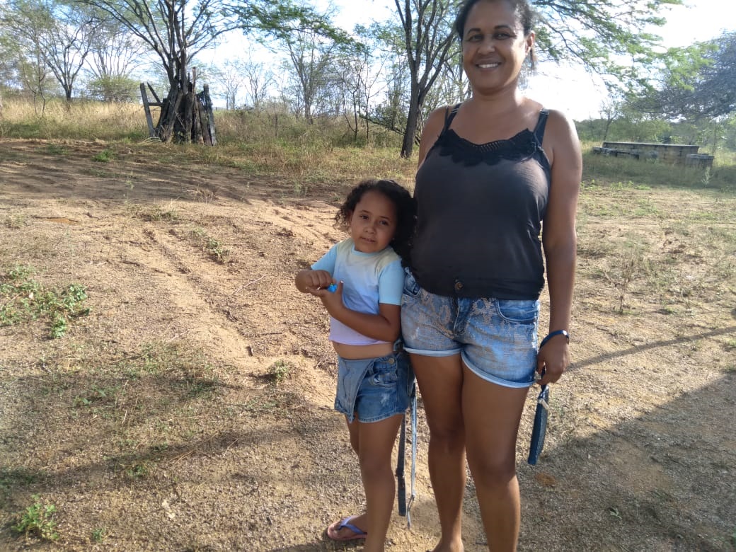 Mães e avós baianas não medem esforços para vacinar suas crianças