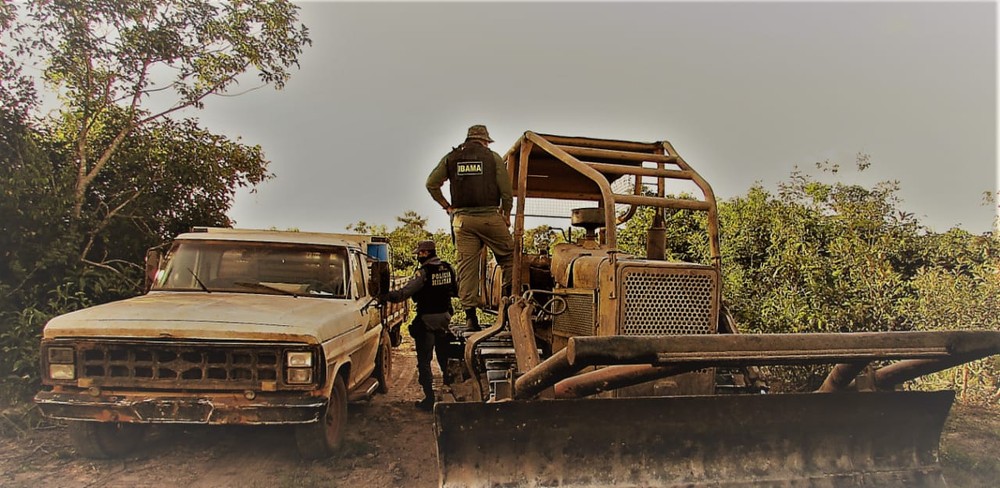 Operação do Ibama em Mato Grosso com apoio da PM: empoderamento de policiais em fiscalização tem apoio de ministro (Foto: PMMT - 15/06/2020)