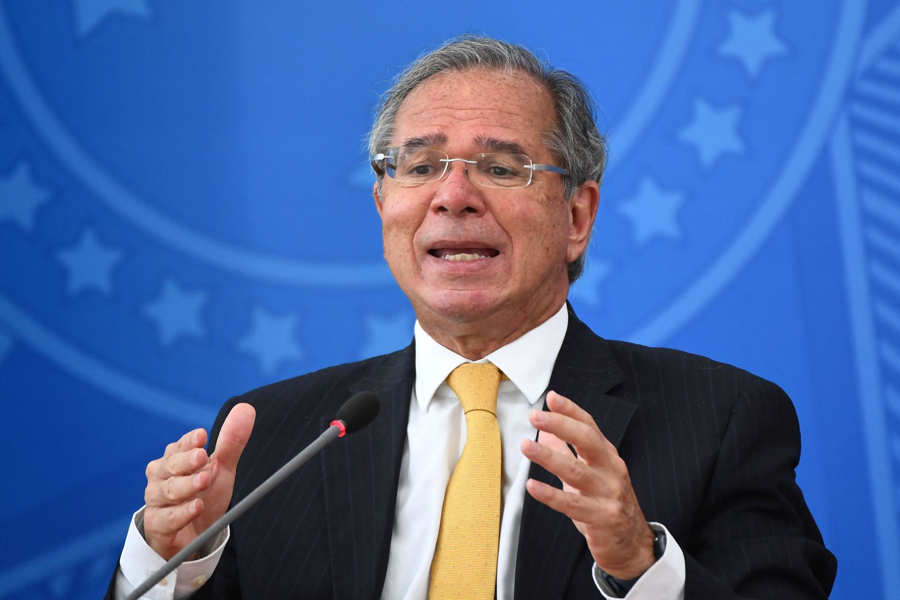 O ministro Paulo Guedes em entrevista coletiva no Palácio do Planalto: quase 10 milhões de dólares em paraíso fiscal (Foto: Evaristo Sá / AFP - 05/02/2021)