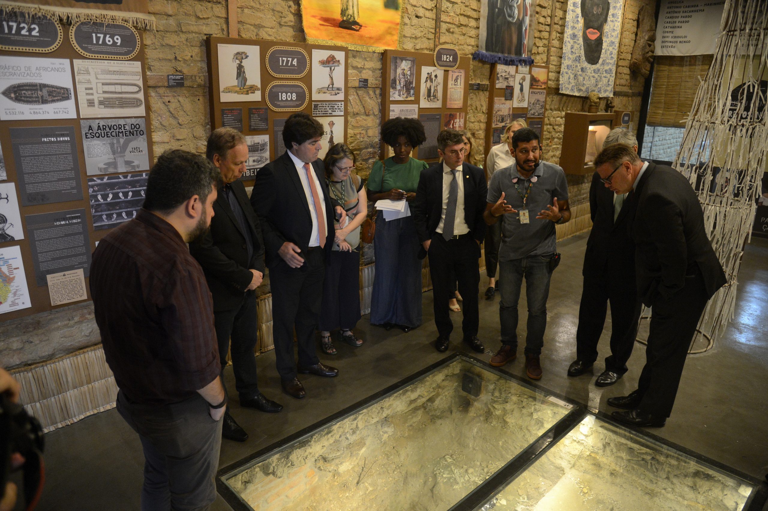 Visita ao Instituto de Pesquisa e Memória Pretos Novos: sítio arqueológico em local de cemitério de africanos escravizados no século XVIII no Rio de Janeiro (Foto: Tomaz Silva / Agência Brasil - 10/11/2022)