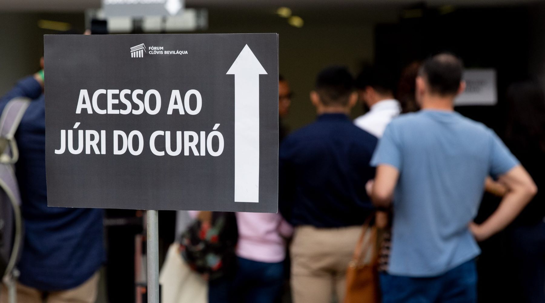Entrada para a sala de julgamento dos primeiros quatro réus da Chacina do Curió: Judiciário estadual considera ser "o maior julgamento nos 150 anos da Justiça cearense", com 13 mil páginas de processo (Foto: Rannjon Mikael / TJ-CE)