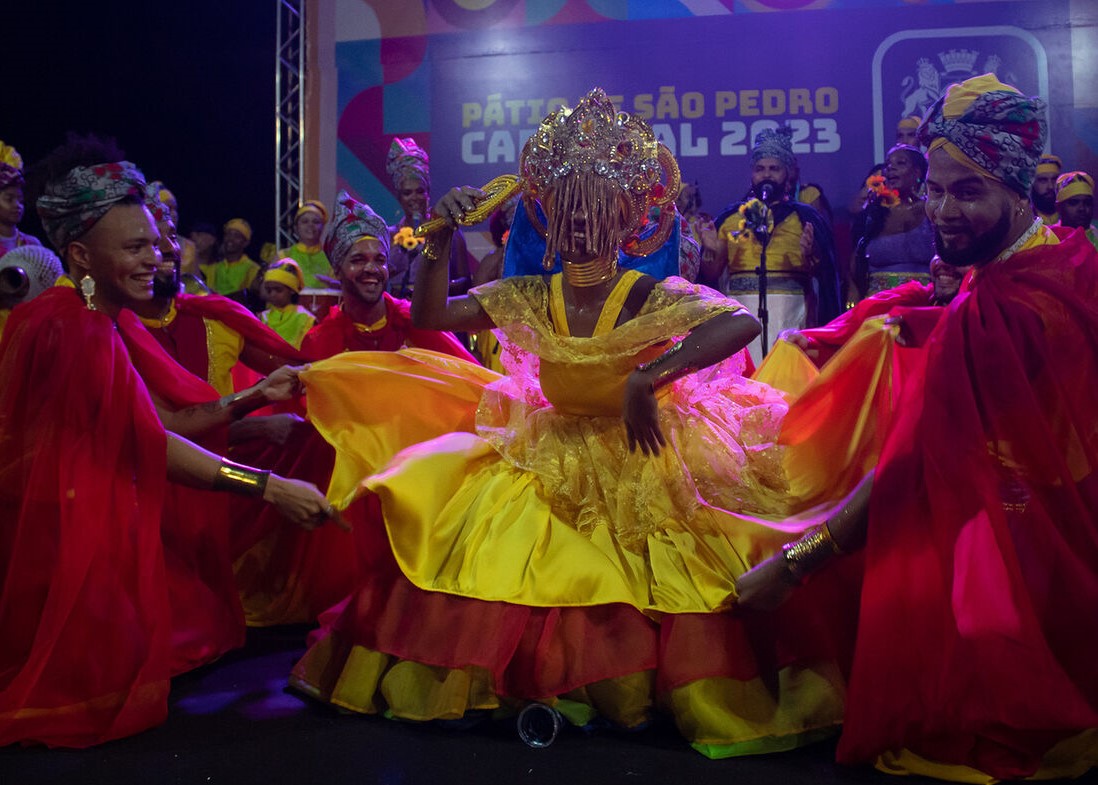 Afoxé Oxum Panda no primeiro ensaio geral de 2023 do Ubuntu: cerimônia religiosa-cultural, com 26 afoxés, foca no combate à intolerância religiosa e ao racismo (Foto: Tales Pedrosa)