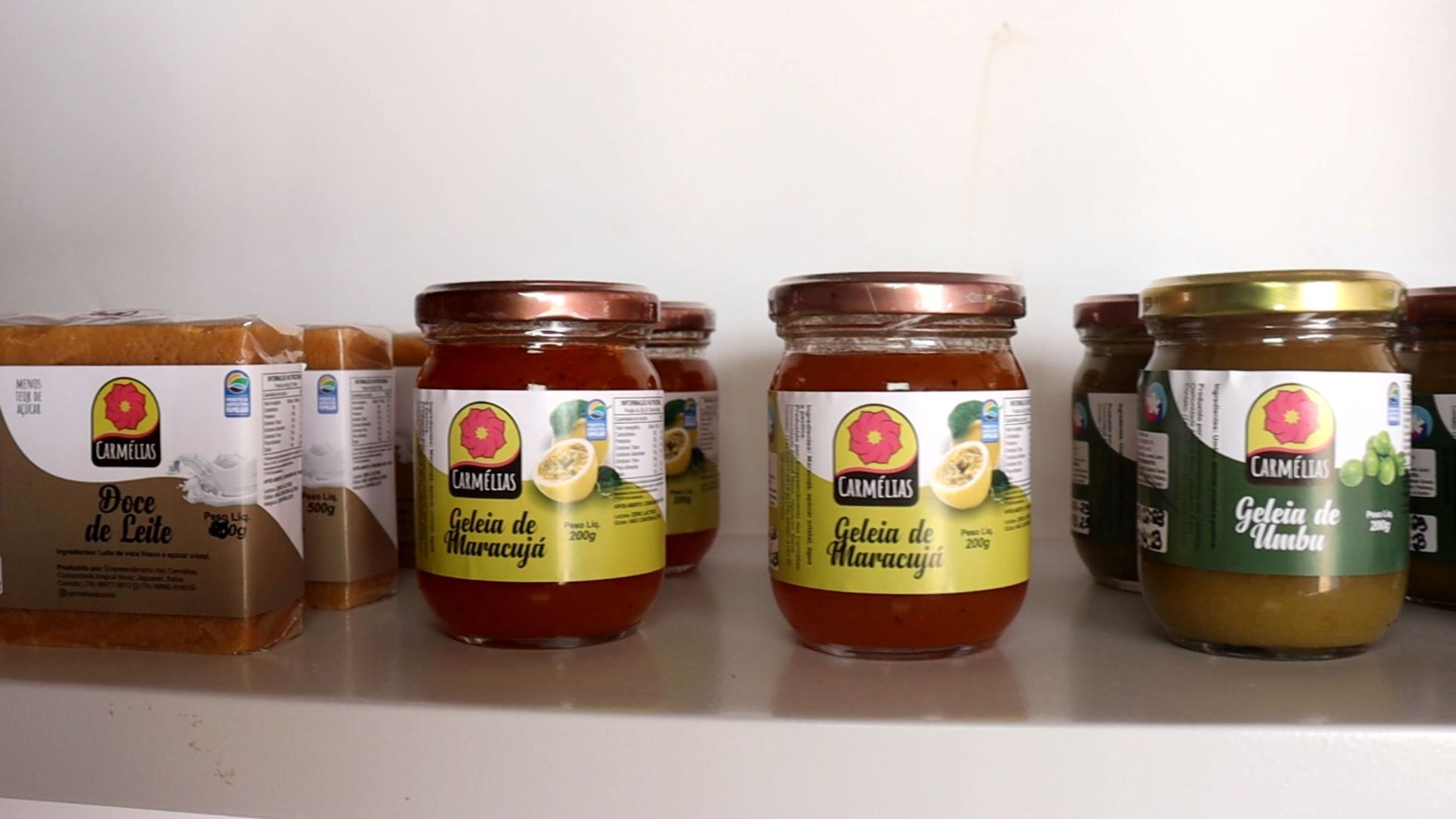 Produtos da Carmélia Doces: grupo de mulheres aproveitou chegada da água para criar fábrica artesanal de doces e geleias (Foto do Irpaa)