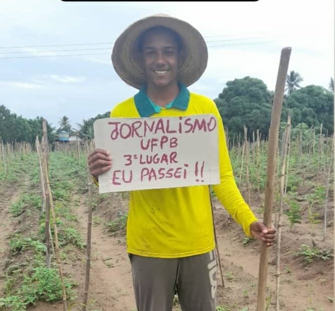 A foto sugerida pelo pai depois que passou no vestibular. Foto Arquivo Pessoal