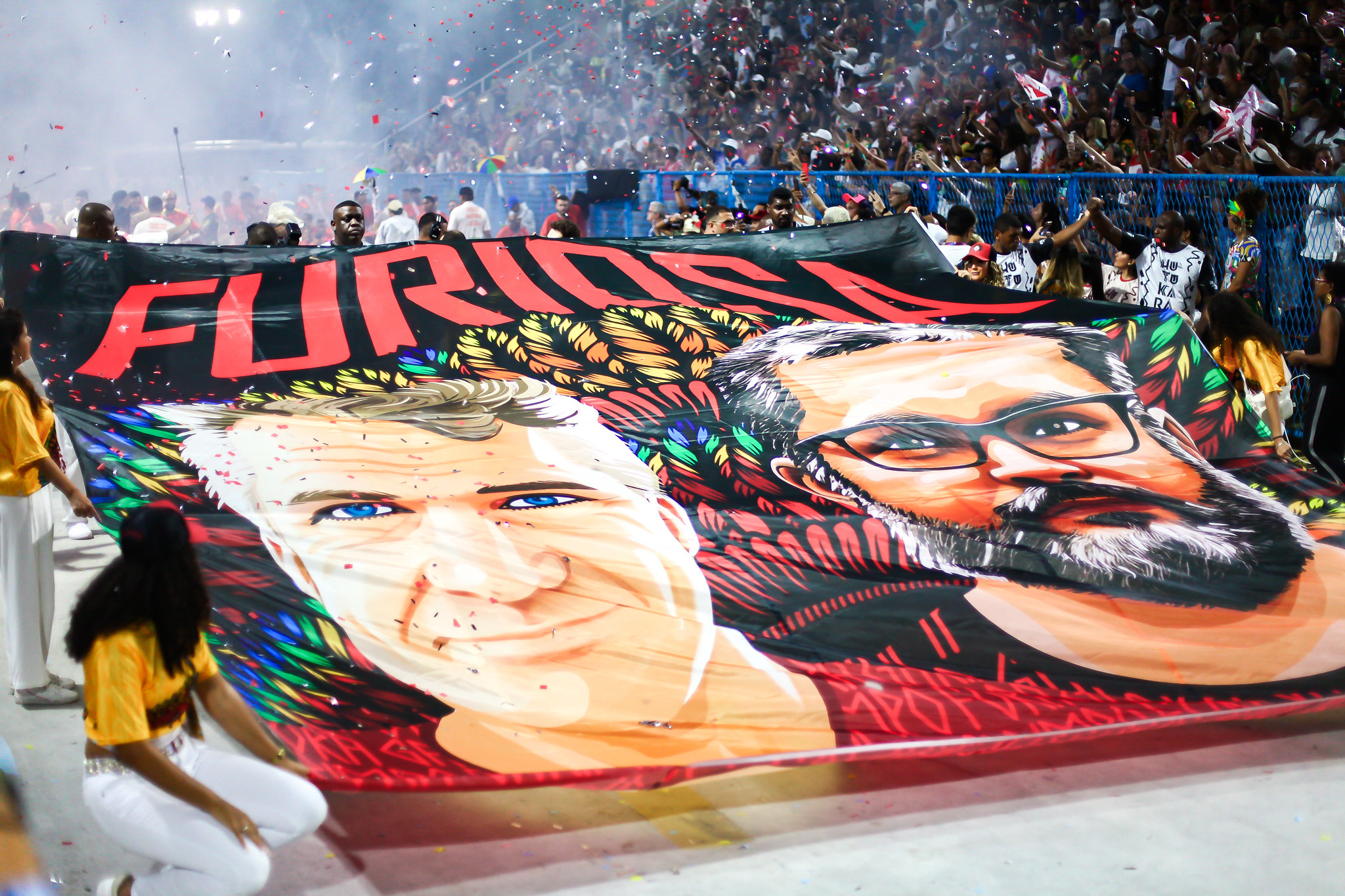Homenagem a Bruno Pereira e Dom Phillips, no ensaio do Salgueiro: engajamento. Foto Sad Coxa/Rio Carnaval