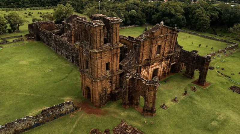 Ruínas de redução jesuítica guarani em São Miguel das Missões: Patrimônio da Humanidade reconhecido pela Unesco (Foto: Prefeitura de São Miguel das Missões)