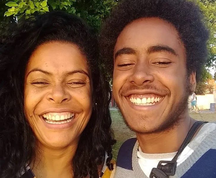 Última foto de Ivoni com Demétrio em 2020: quilombola fez promessa de assumir luta do filho (Foto: Arquivo Pessoal)