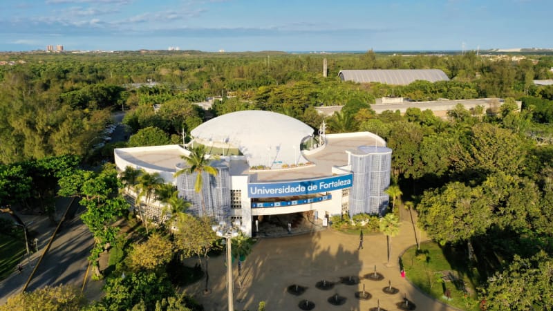 Jornalistas do país todo são esperados na Universidade de Fortaleza para discutir os desafios do setor no Brasil. Foto Ares Soares