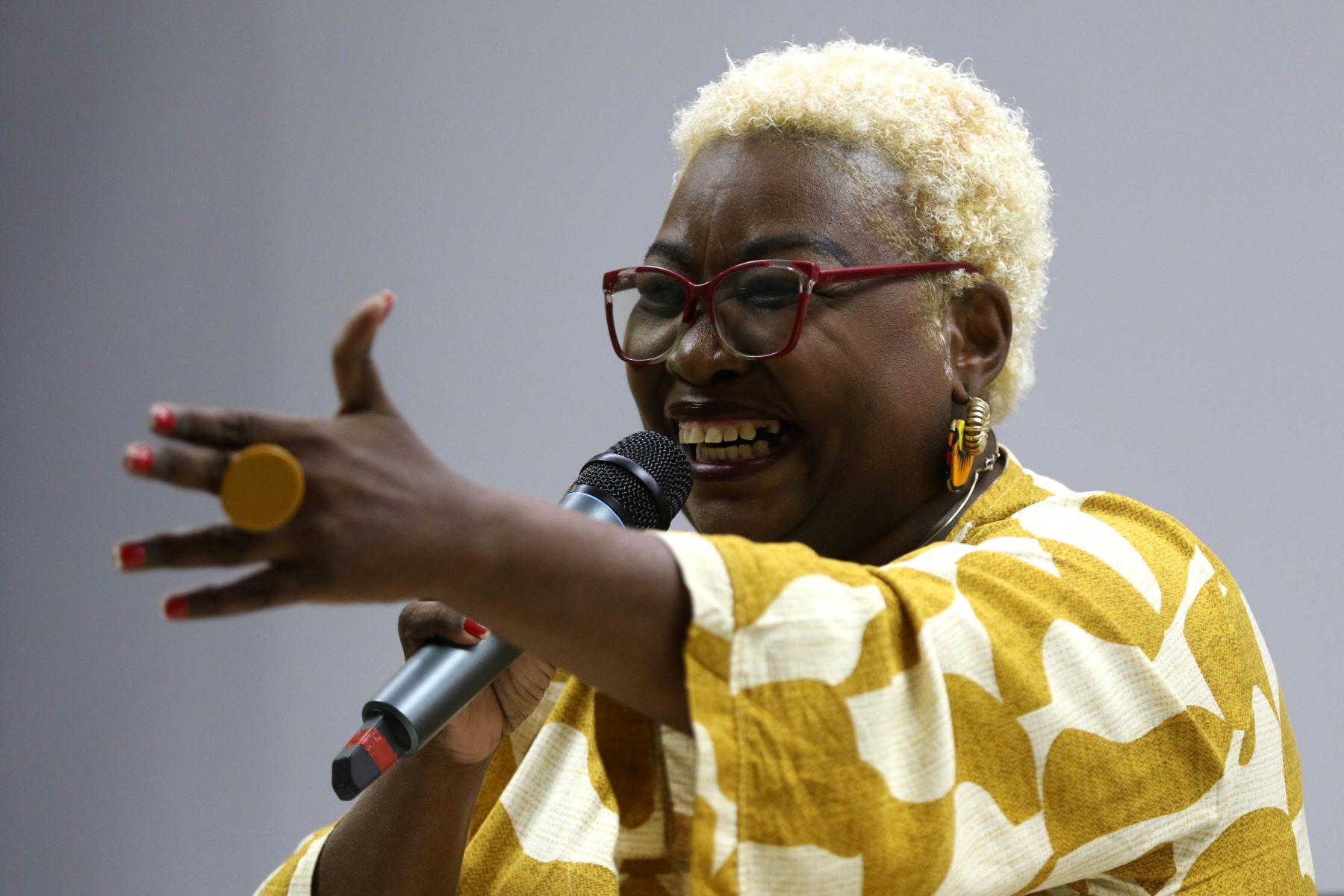 Ana Beatriz Nunes, presidente da Associação das Comunidades Quilombolas do Estado do Rio (Acquilerj), em seminário no Rio: luta dos quilombos sempre teve lideranças femininas (Foto: Tânia Rego / Agência Brasil - 01/03/2024)