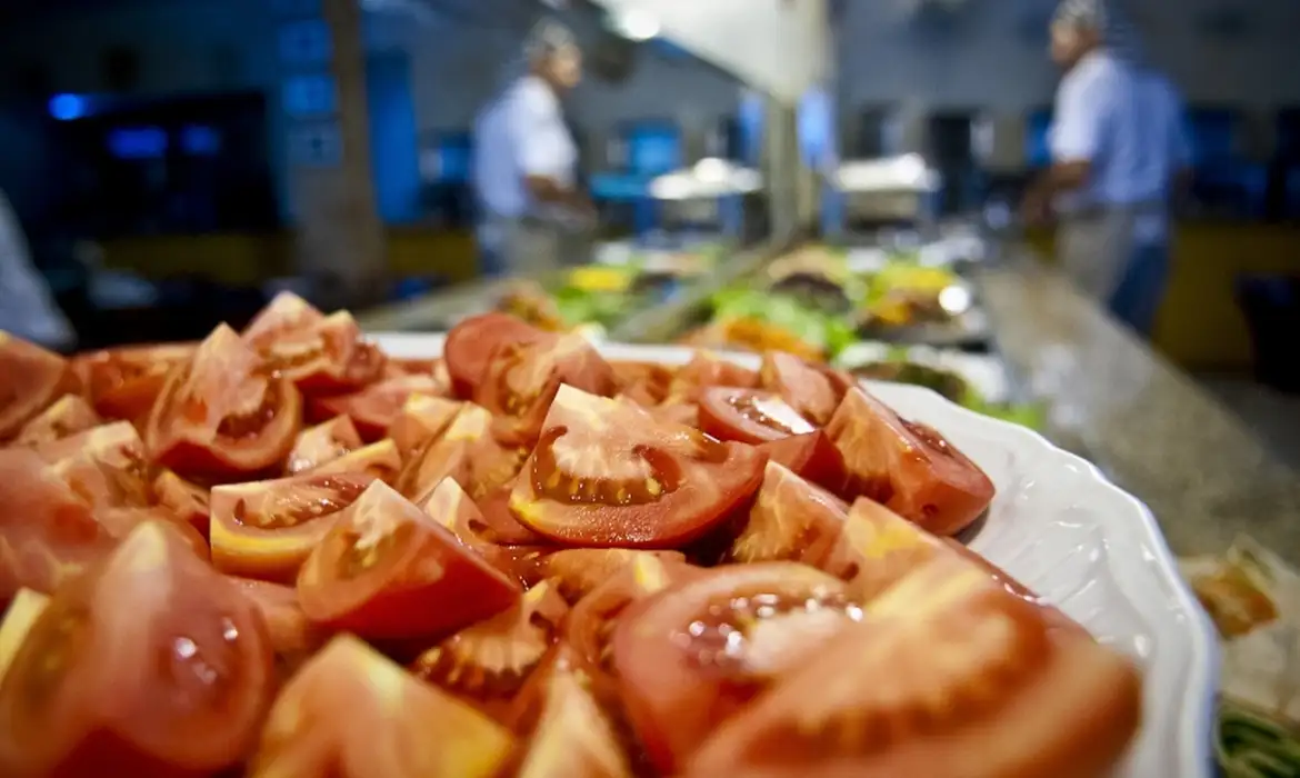 Como a inflação climática da comida afeta a segurança alimentar e a saúde?