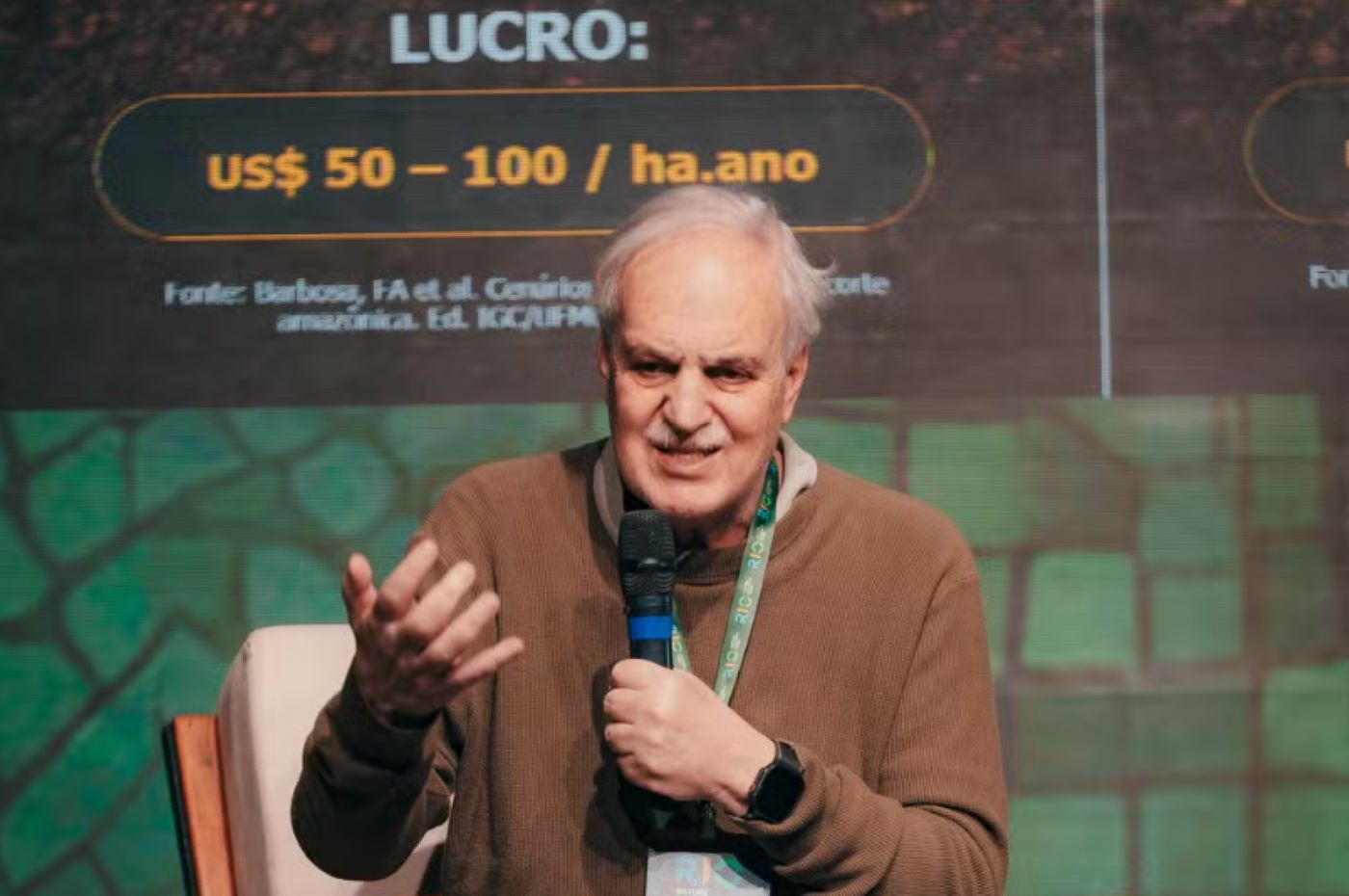 O cientista e meteorologista Carlos Nobre durante a palestra "Emergência Climática: desafios a serem enfrentados" na abertura da Rio Nature & Climática Week: ações urgentes para evitar pontos de não retorno (Foto: Divulgação)