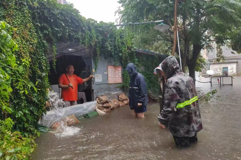Inundação na China provocada pelo supertufão Bavi: efeitos já sentidos do El Niño que projeções indicam que pode ser o mais forte da história (Foto: Governo da China / Divulgação)