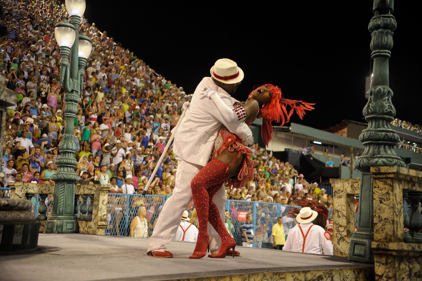 Cena carioca no desfile do Salgueiro: nem melhor, apenas uma escola diferente (Foto: Tomaz Silva / Agência Brasil - 14/02/2016)